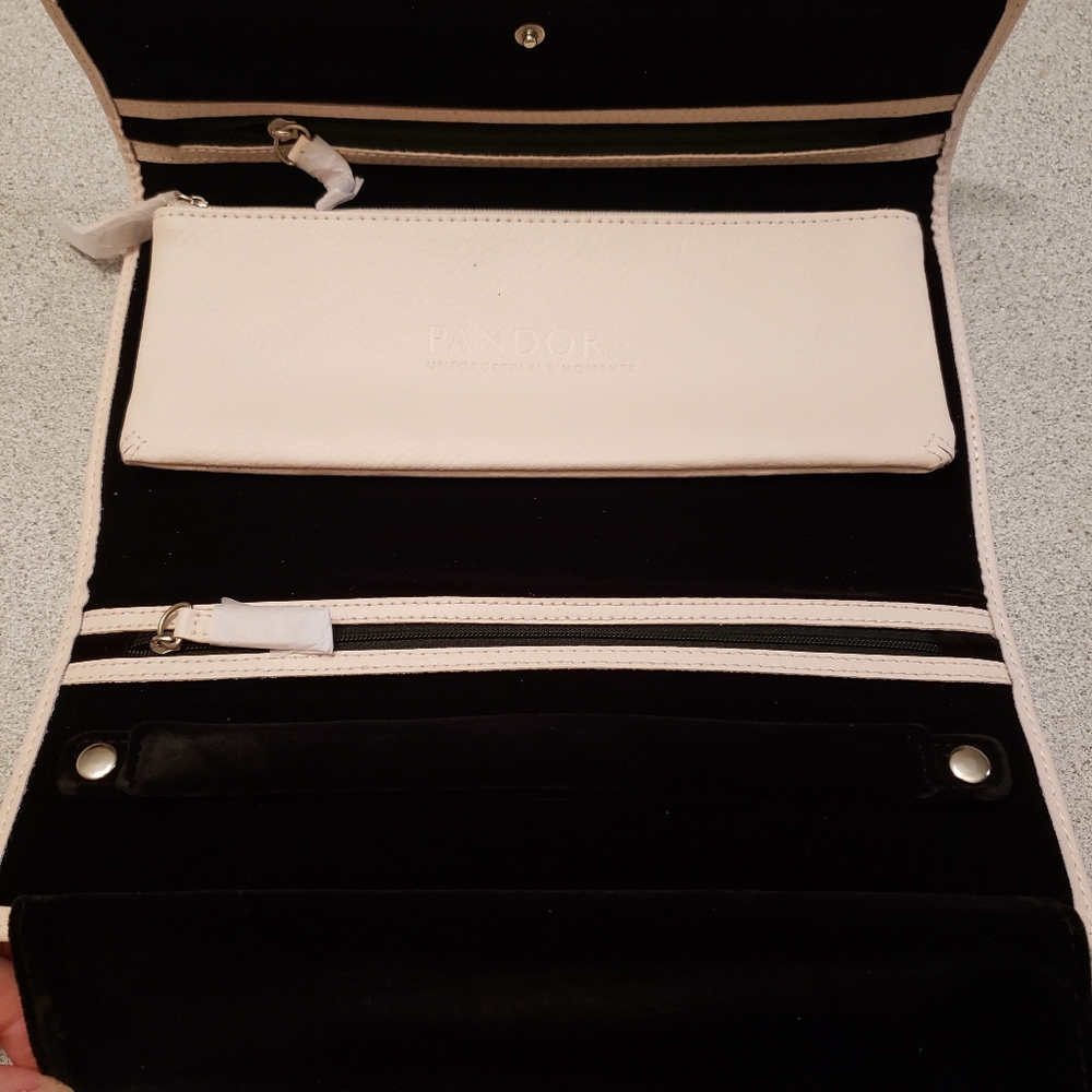 Pandora travel jewelry box